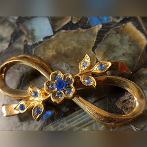 Coro Pegasus Vintage Brooche.